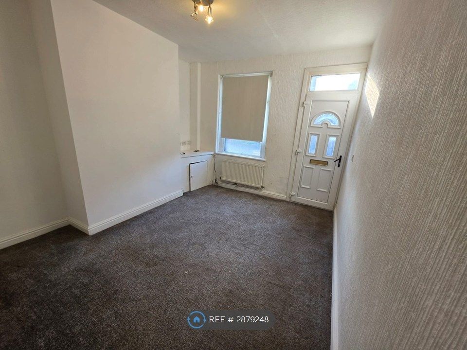 2 bed terraced house to rentBurnaby St, Barrow-In-Furness LA14