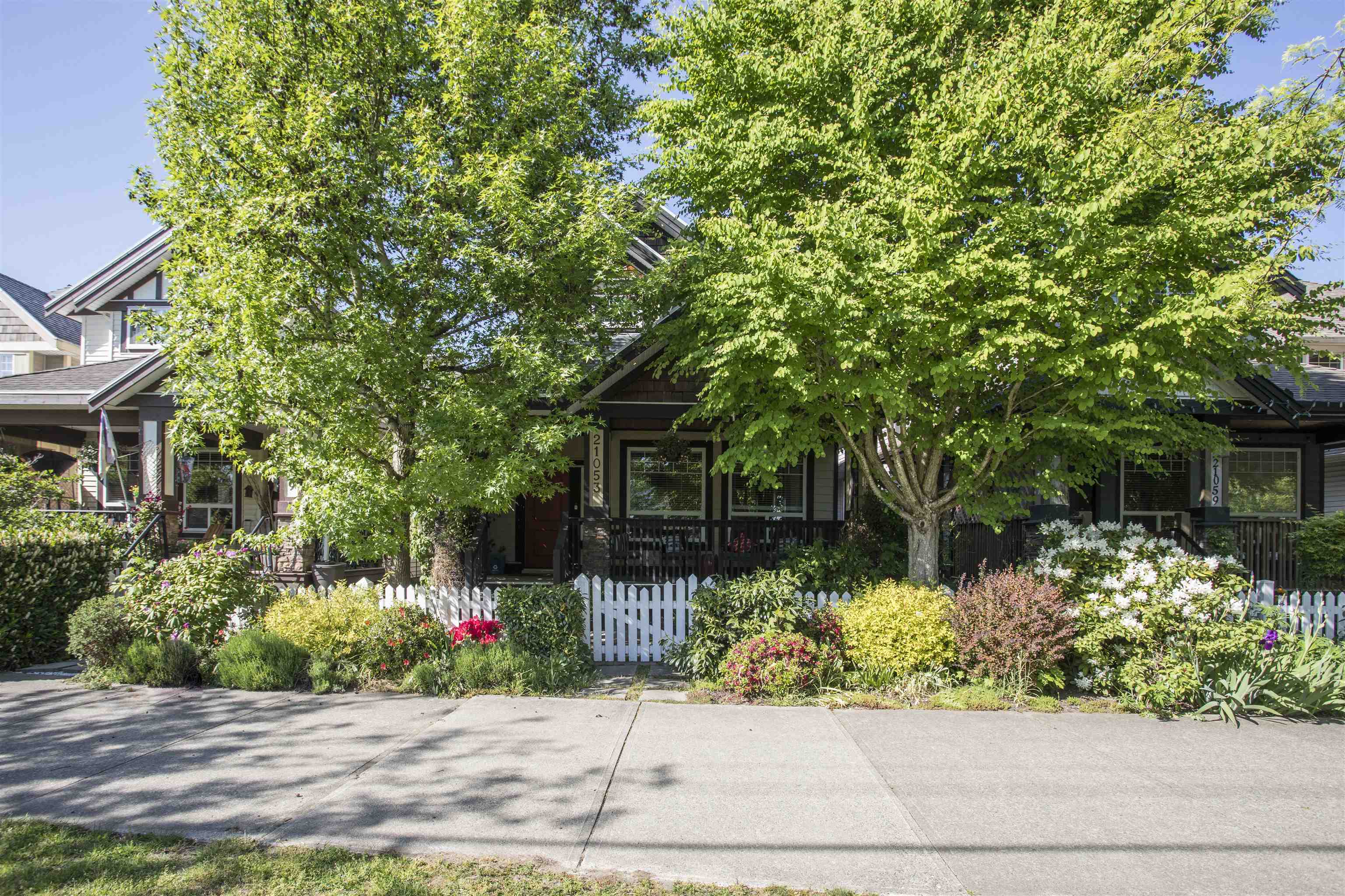 21053 83 Avenue, Langley, BC, V2Y 0B8
