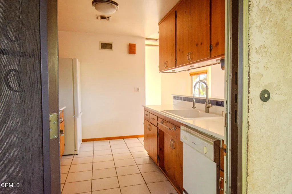 Additional image 60 of 8601 Gloria Avenue, North Hills, CA 91343