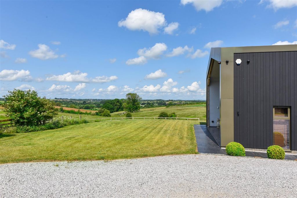 Additional image 39 of 5 bed barn conversion for saleFrog Hall, Brixworth, Northampton NN6