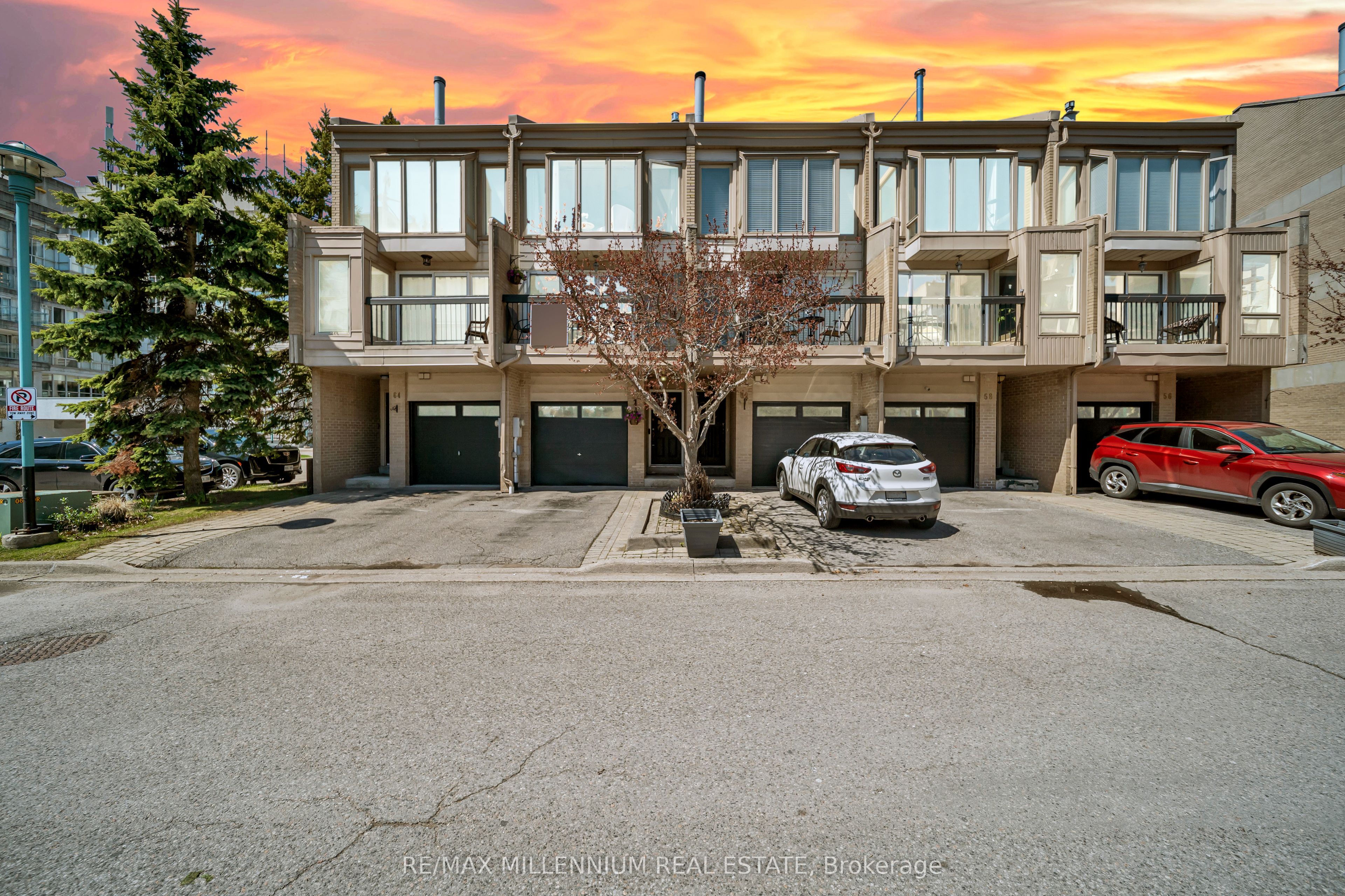 62 Cumberland Lane, Ajax, ON, L1S 7K4