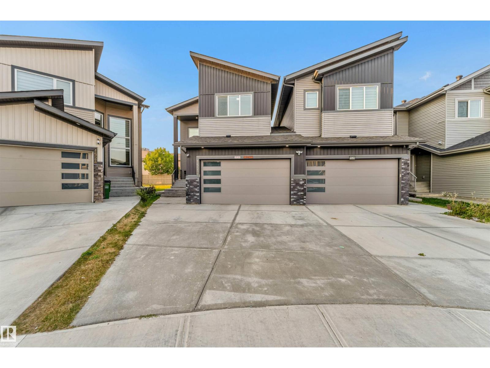 1522 17 Avenue NW, Edmonton, AB, T6T2R9