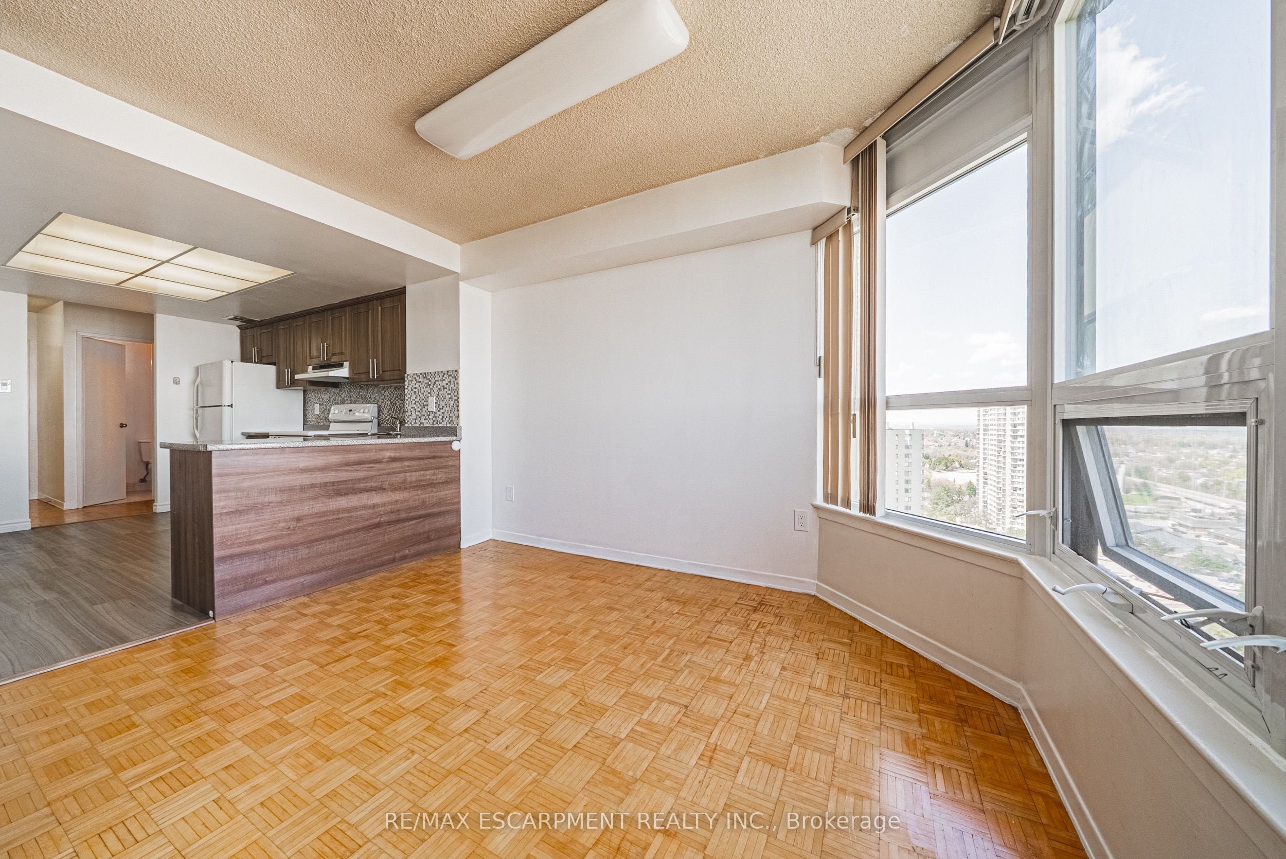 Additional image 6 of 2404-8 Lisa Street, Brampton, ON, L6T 4S6