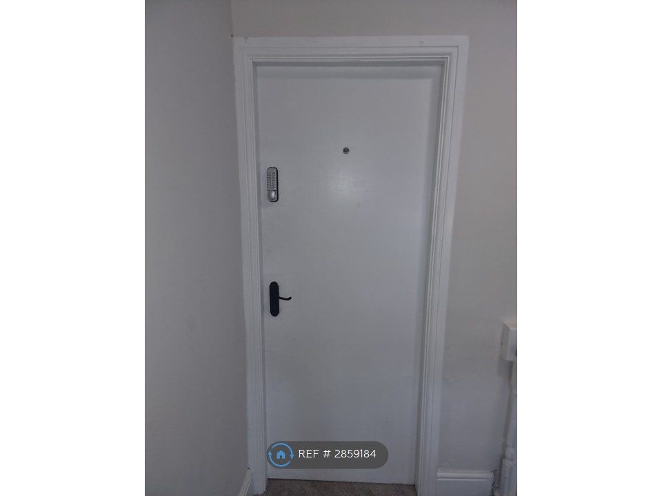 Additional image 6 of 1 bed flat to rentPenrhyn Road, Colwyn Bay LL29