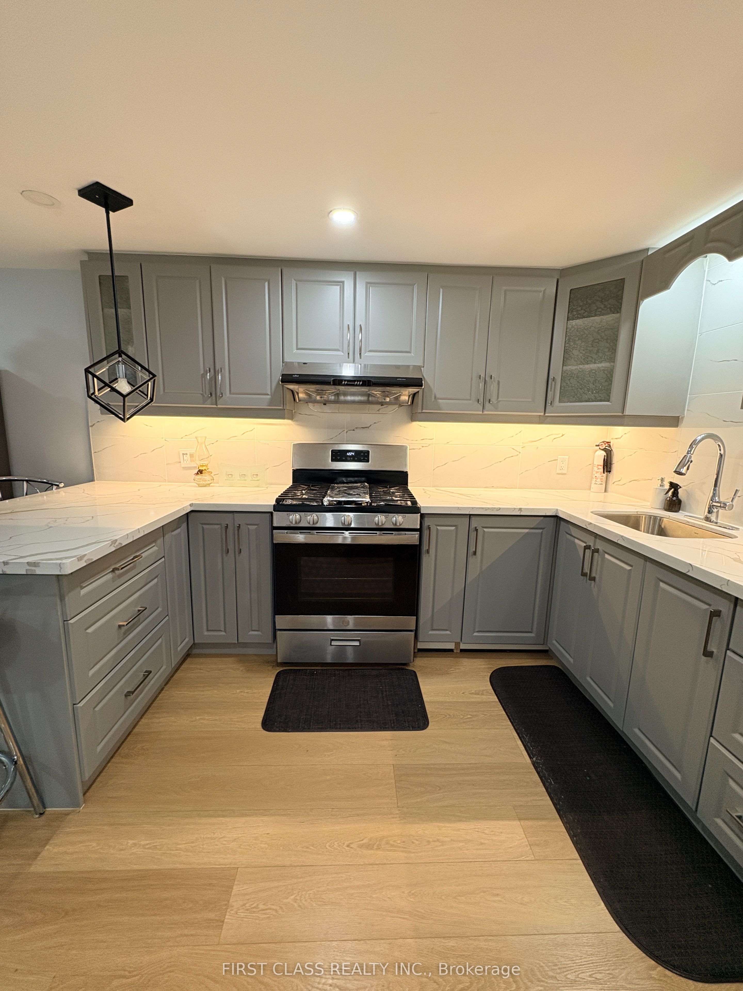 Additional image 3 of 49 Yellowstone Street, Toronto, ON, M3N 1M3