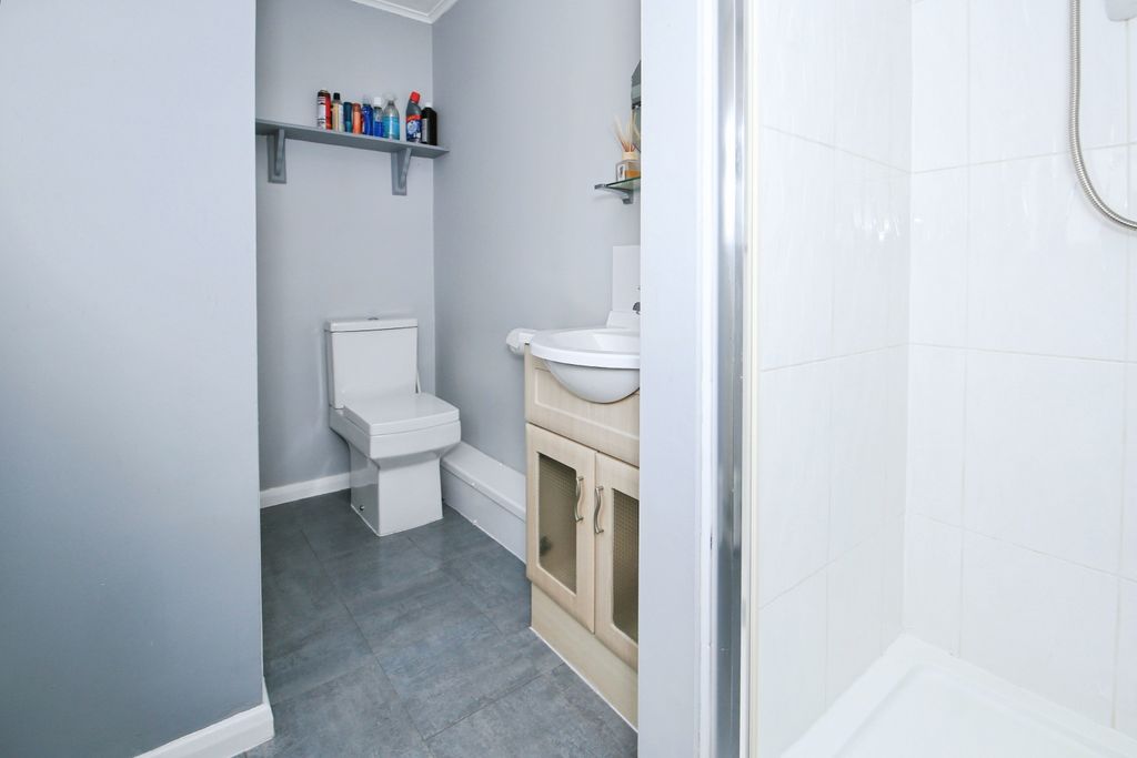Additional image 18 of 5 bed detached house for saleDanes Close, Peterborough PE1