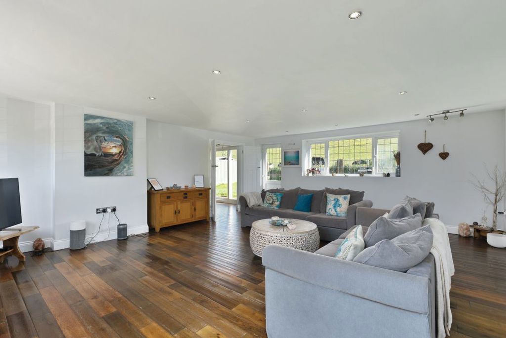 Additional image 5 of 5 bed detached house to rentMaplescombe Lane, Farningham DA4