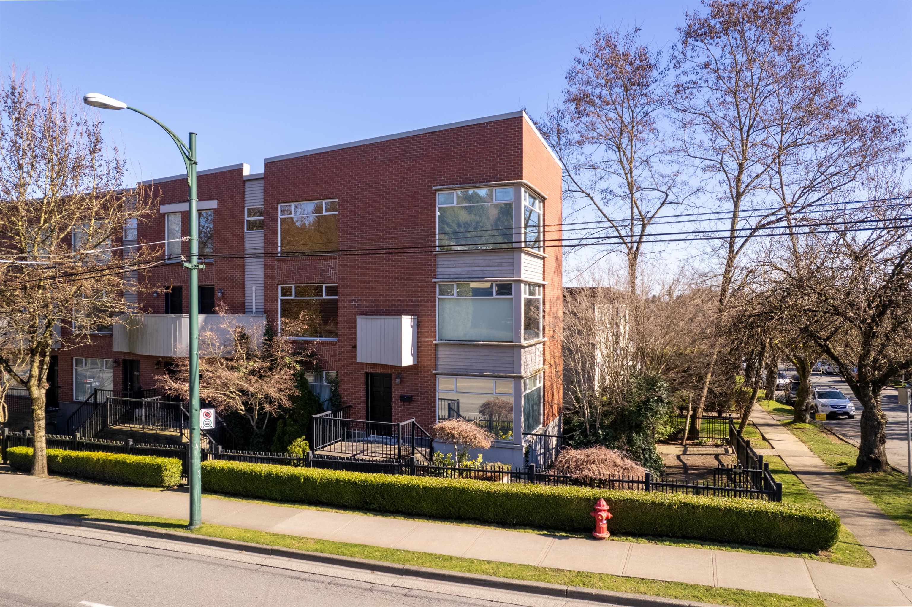 Additional image 2 of 999 20th Avenue W, Vancouver, BC, V5Z 1Y4