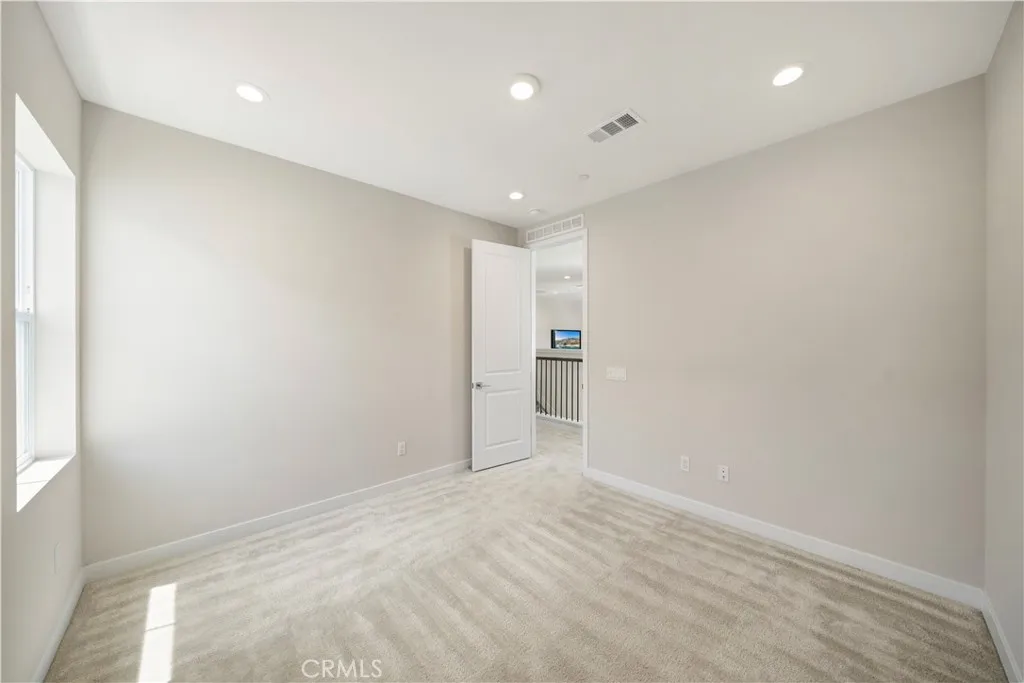 Additional image 80 of 220 Edna Pkwy, Lake Forest, CA 92630