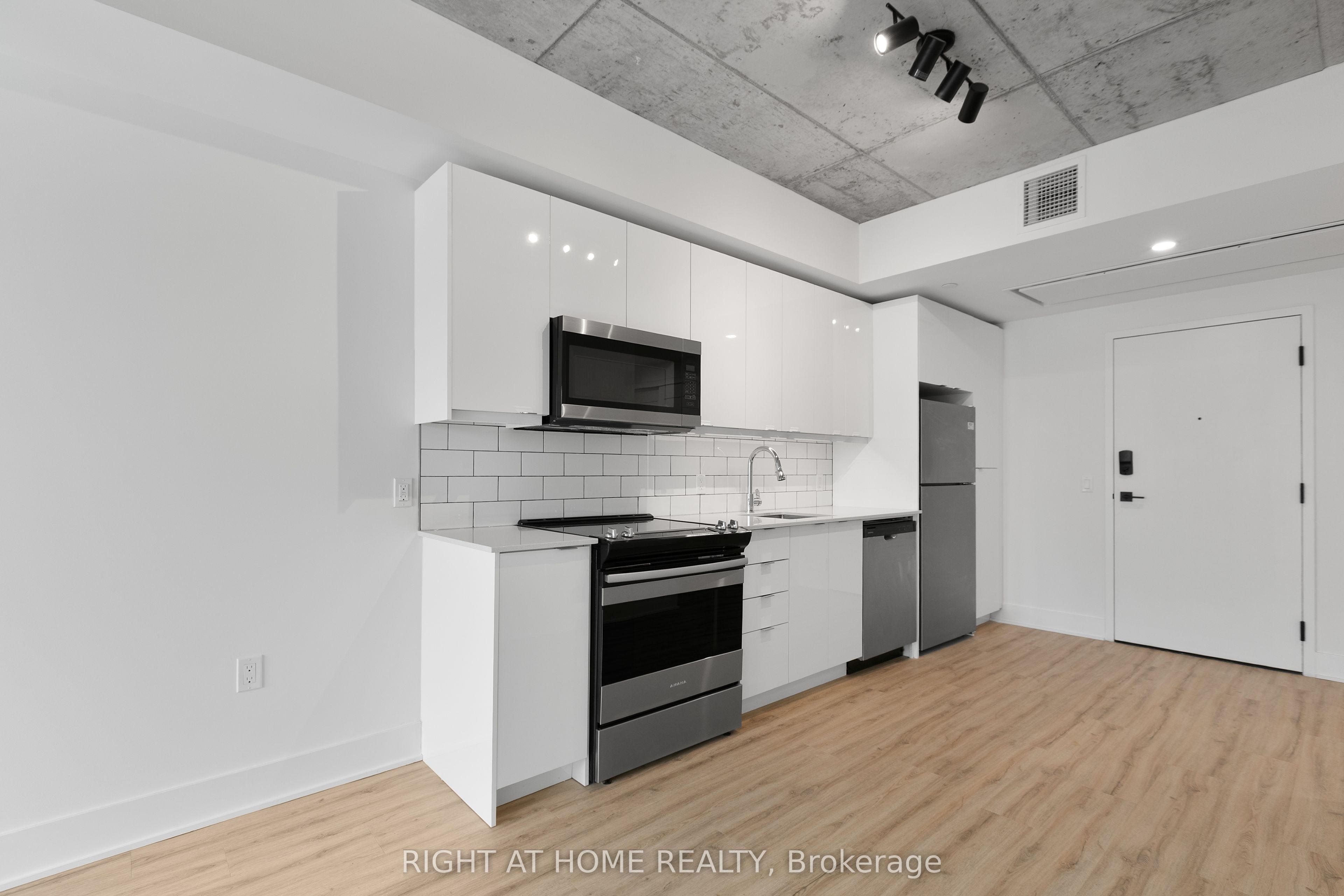 Additional image 4 of 405-377 Winona Avenue, Ottawa, ON, K1Z 5H8