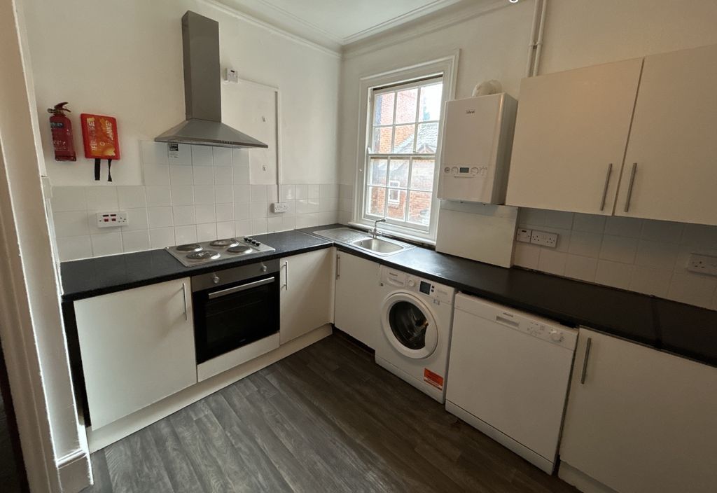 Additional image 2 of 6 bed flat to rentSt. Clements Street, Oxford OX4