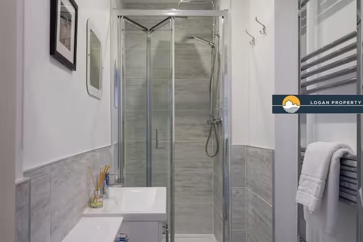 Additional image 7 of 2 bed flat to rentCanongate, Edinburgh EH8