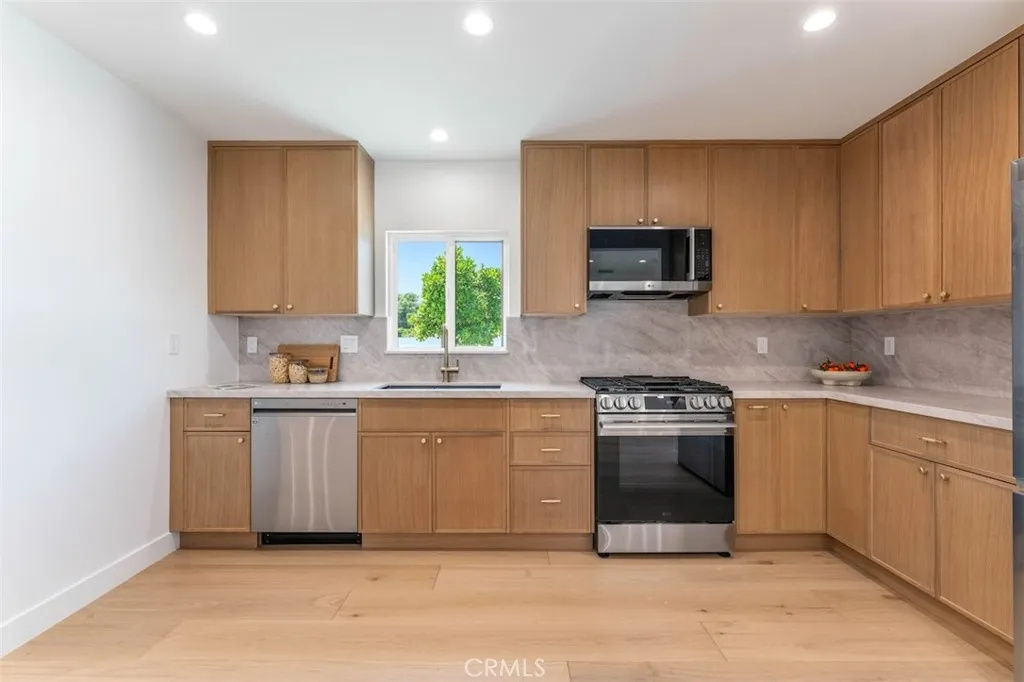 Additional image 6 of 8133 Brimfield Avenue, Panorama City, CA 91402