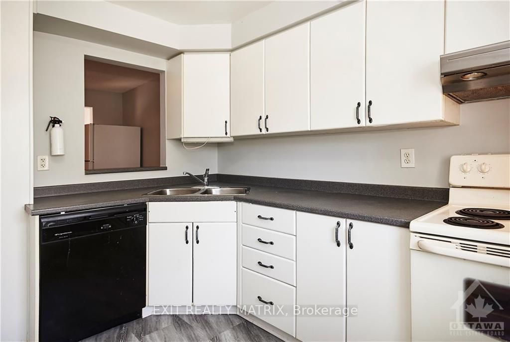 Additional image 6 of 2988 Fairlea Crescent, Ottawa, ON, K1V 8T7