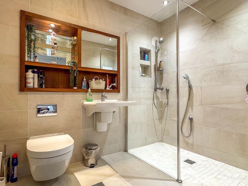 Additional image 12 of 2 bed flat for saleSt. Ninians Court, St. Ninians Road, Douglas IM2