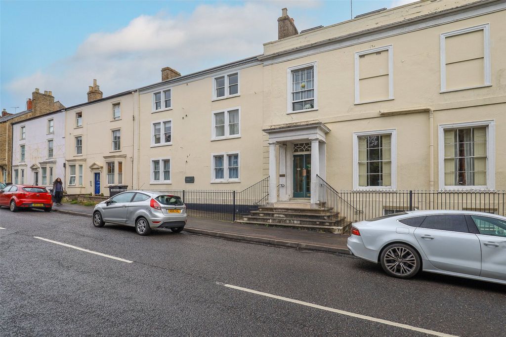 Additional image 15 of 2 bed flat for salePortway, Frome, Somerset BA11