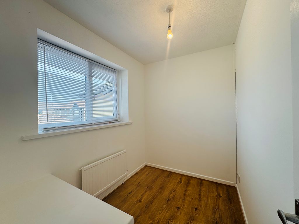 Additional image 13 of 4 bed property to rentPlas Penwern, Carmarthen SA31