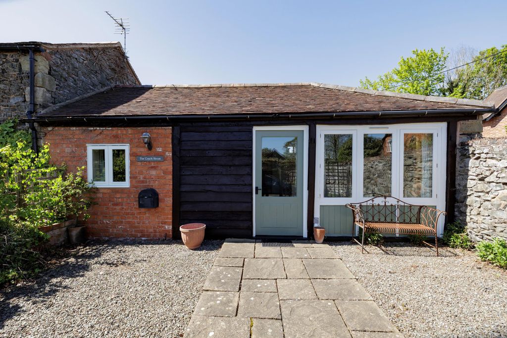 Additional image 24 of 6 bed detached house for saleUpton Magna, Shrewsbury, Shropshire SY4