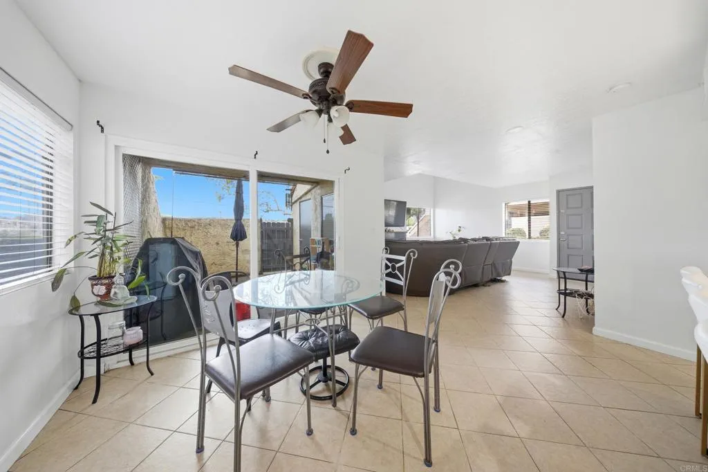Additional image 8 of 341 N Melrose Drive Unit E, Vista, CA 92083