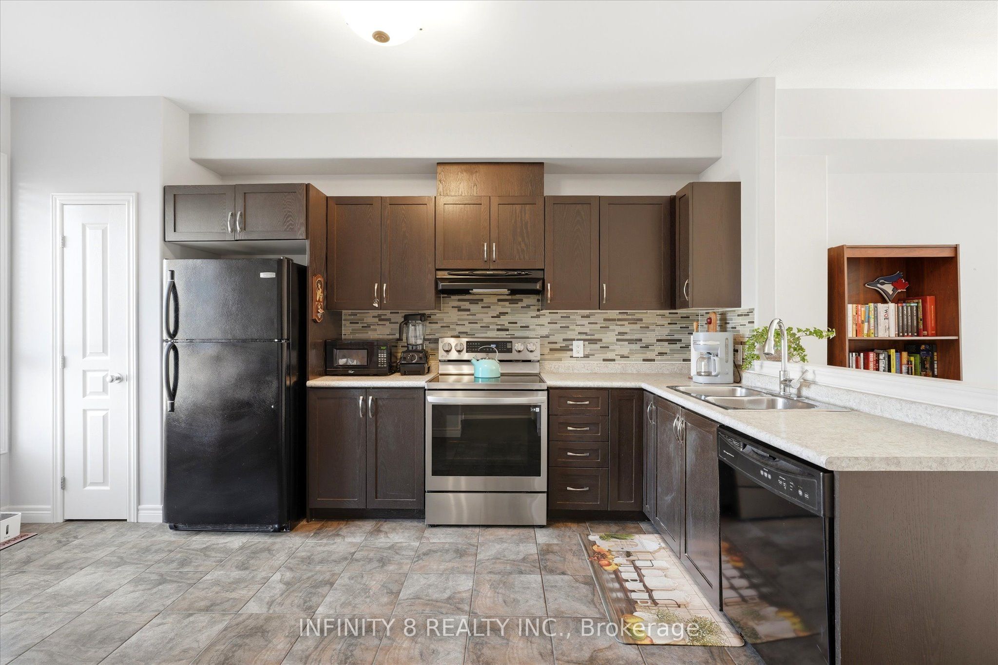 Additional image 3 of 47-8 Hemlock Way E, Grimsby, ON, L3M 0B5