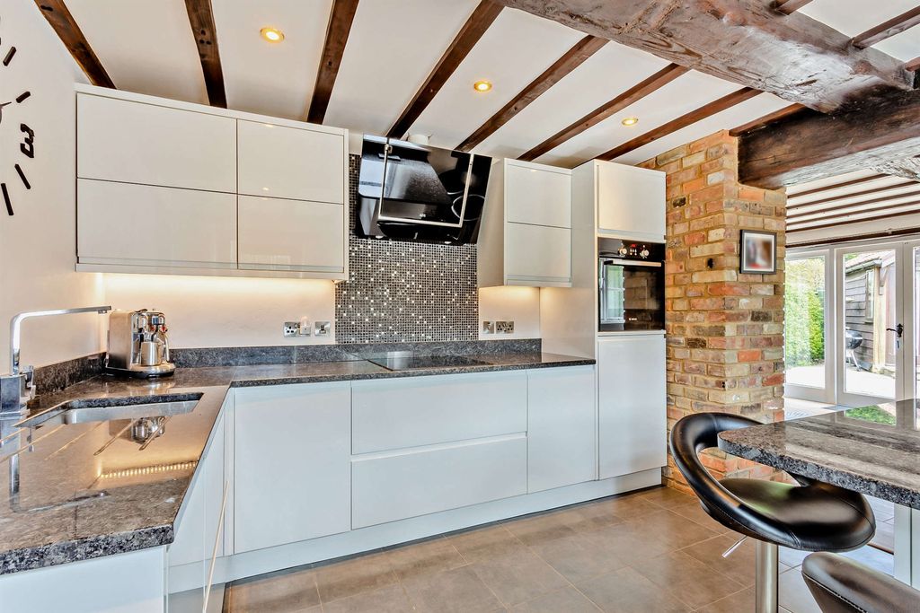 Additional image 16 of 5 bed cottage for saleChurch Street, Alwalton, Peterborough PE7