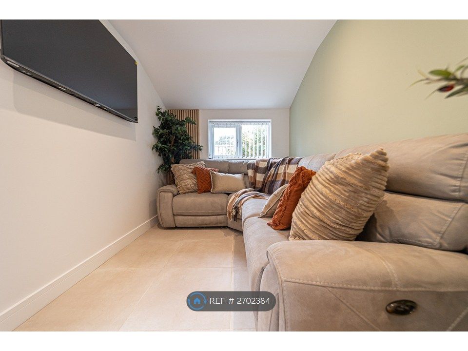 Additional image 13 of 6 bed terraced house to rentLyndale Avenue, Bridgwater TA6