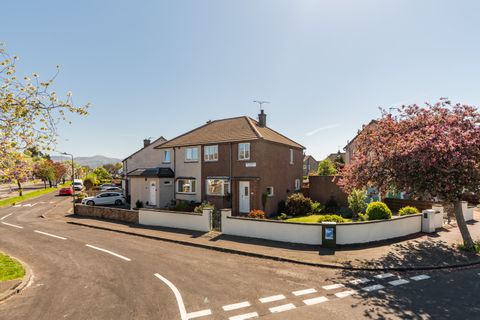 68 Broomhall Drive, Edinburgh EH12