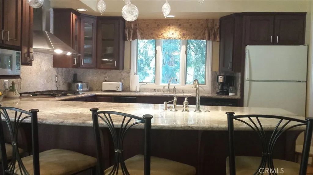 Additional image 3 of 28940 Potomac Dr, Lake Arrowhead, CA 92352