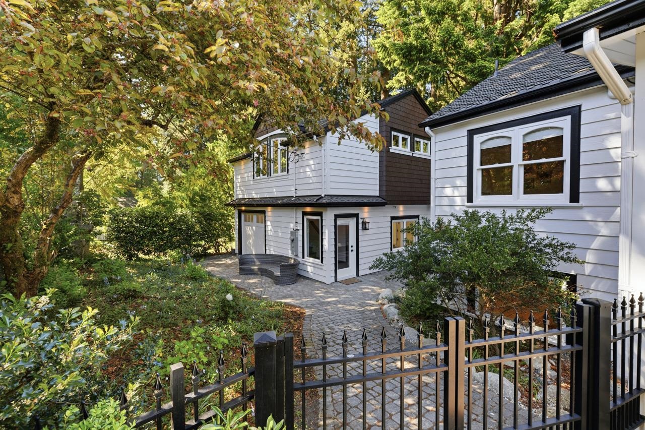 Additional image 2 of 12682 Crescent Road, Surrey, BC, V4A 2V5
