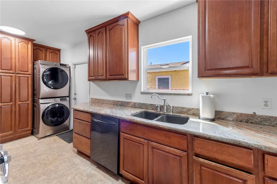 Additional image 33 of 6724 Gardenia Ave, Long Beach, CA 90805
