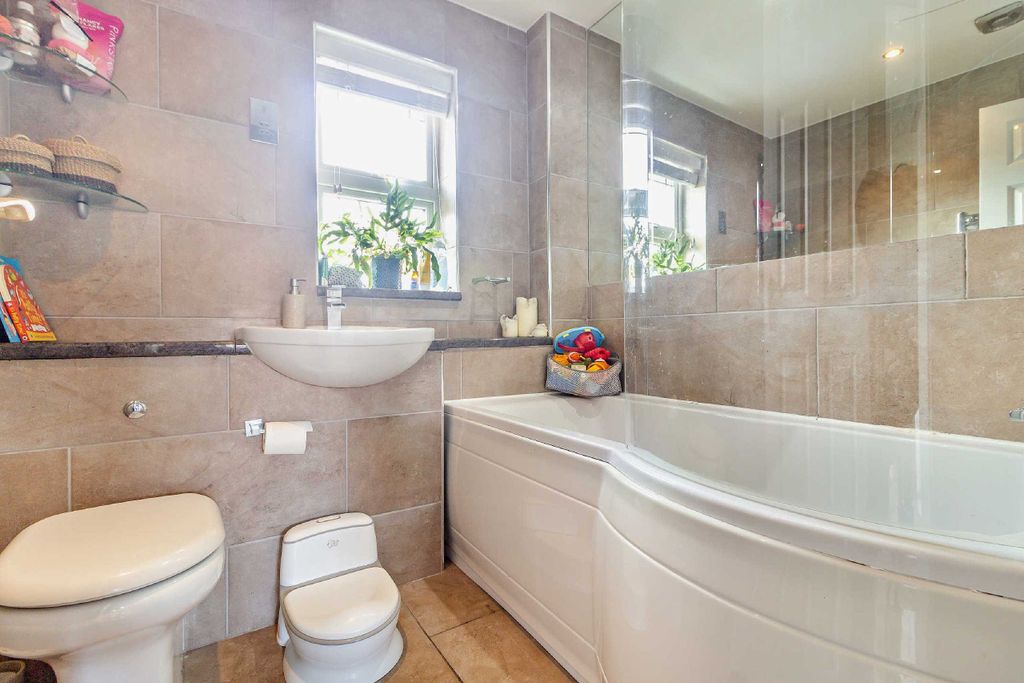 Additional image 9 of 3 bed semi-detached house to rentPatterson Way, Monmouth, Monmouthshire NP25