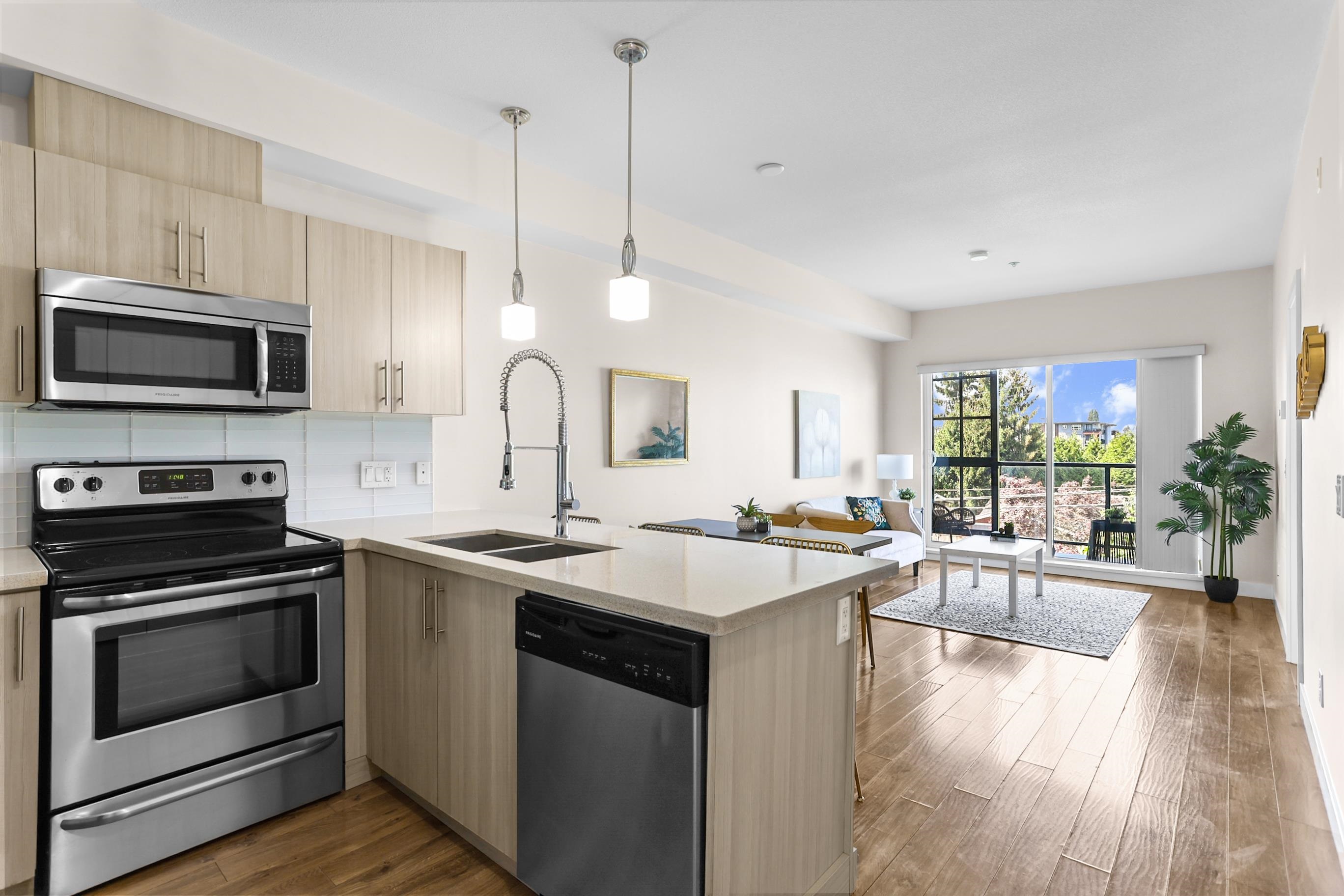 Additional image 2 of 312-12070 227 Street, Maple Ridge, BC, V2X 9H2