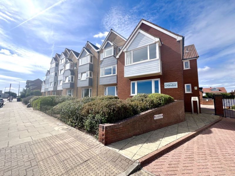 2 bed flat to rentChandos, Kingsway, Cleethorpes DN35