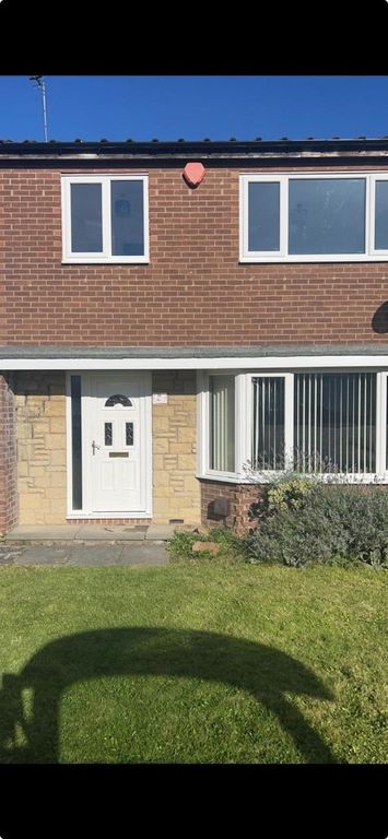 3 bed semi-detached house to rentKilnoss Square, Newcastle Upon Tyne NE23
