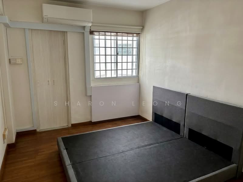 243 Serangoon Avenue 2 photo 5