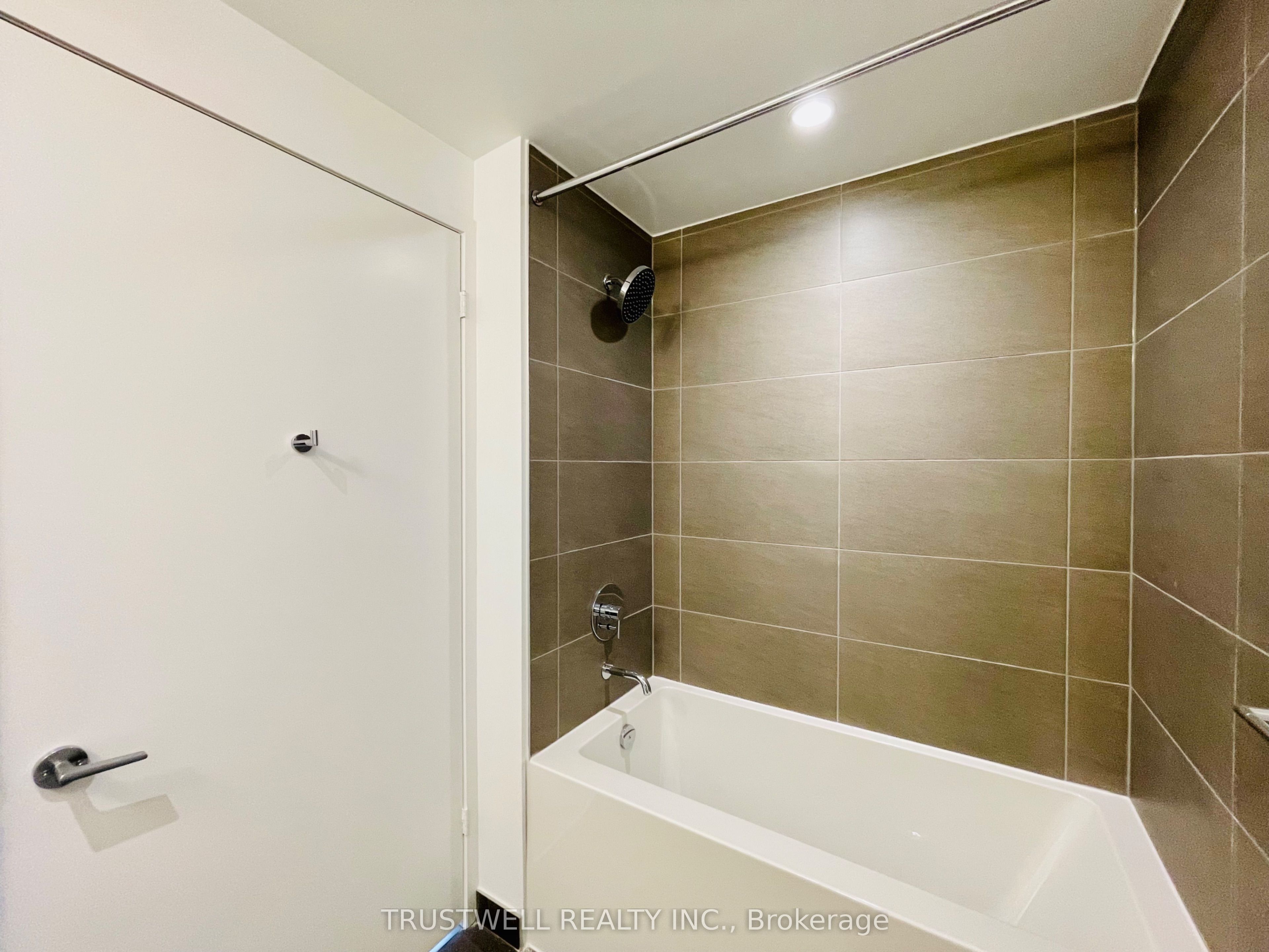 Additional image 4 of 4701-898 Portage Parkway, Vaughan, ON, L4K 0B2