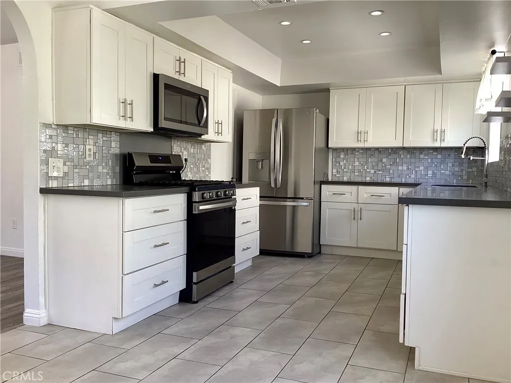 Additional image 7 of 17836 Killion Street Unit A, Encino, CA 91316