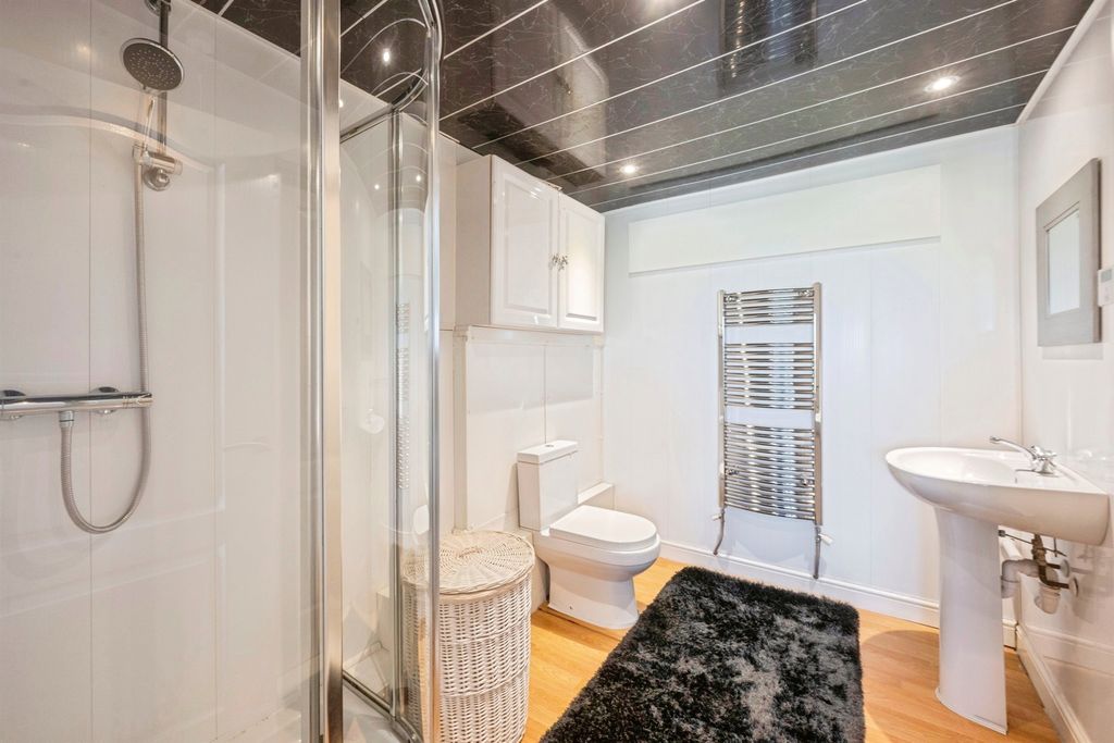 Additional image 14 of 4 bed detached house for saleStather Road, Burton-Upon-Stather, Scunthorpe DN15