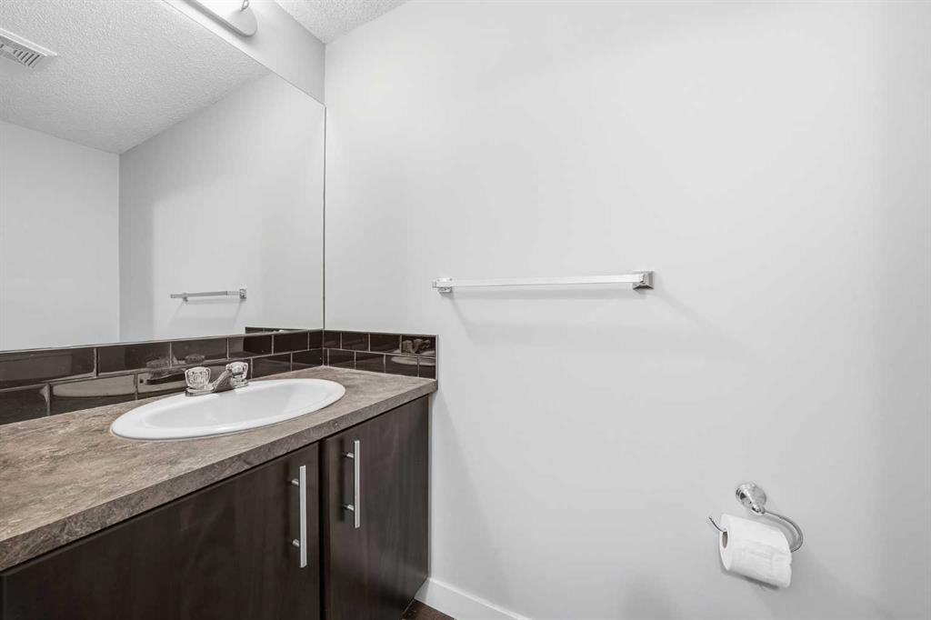 Additional image 5 of 1103-2445 Kingsland Road SE, Airdrie, AB, T4A0B6