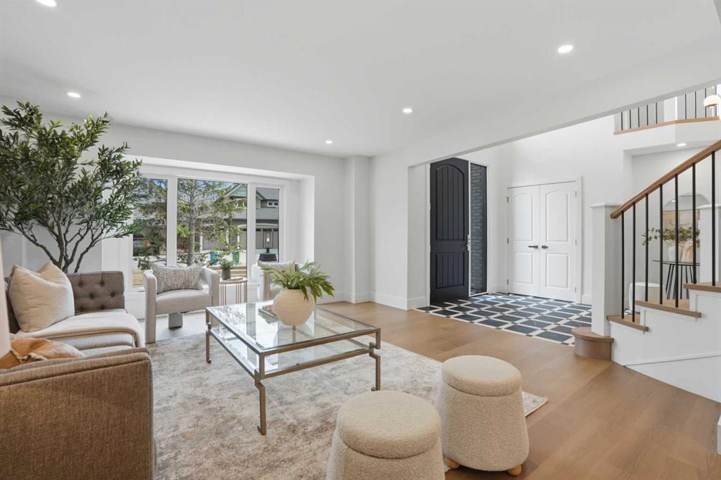 Additional image 6 of 119 Canterville Road SW, Calgary, AB, T2W 4R2