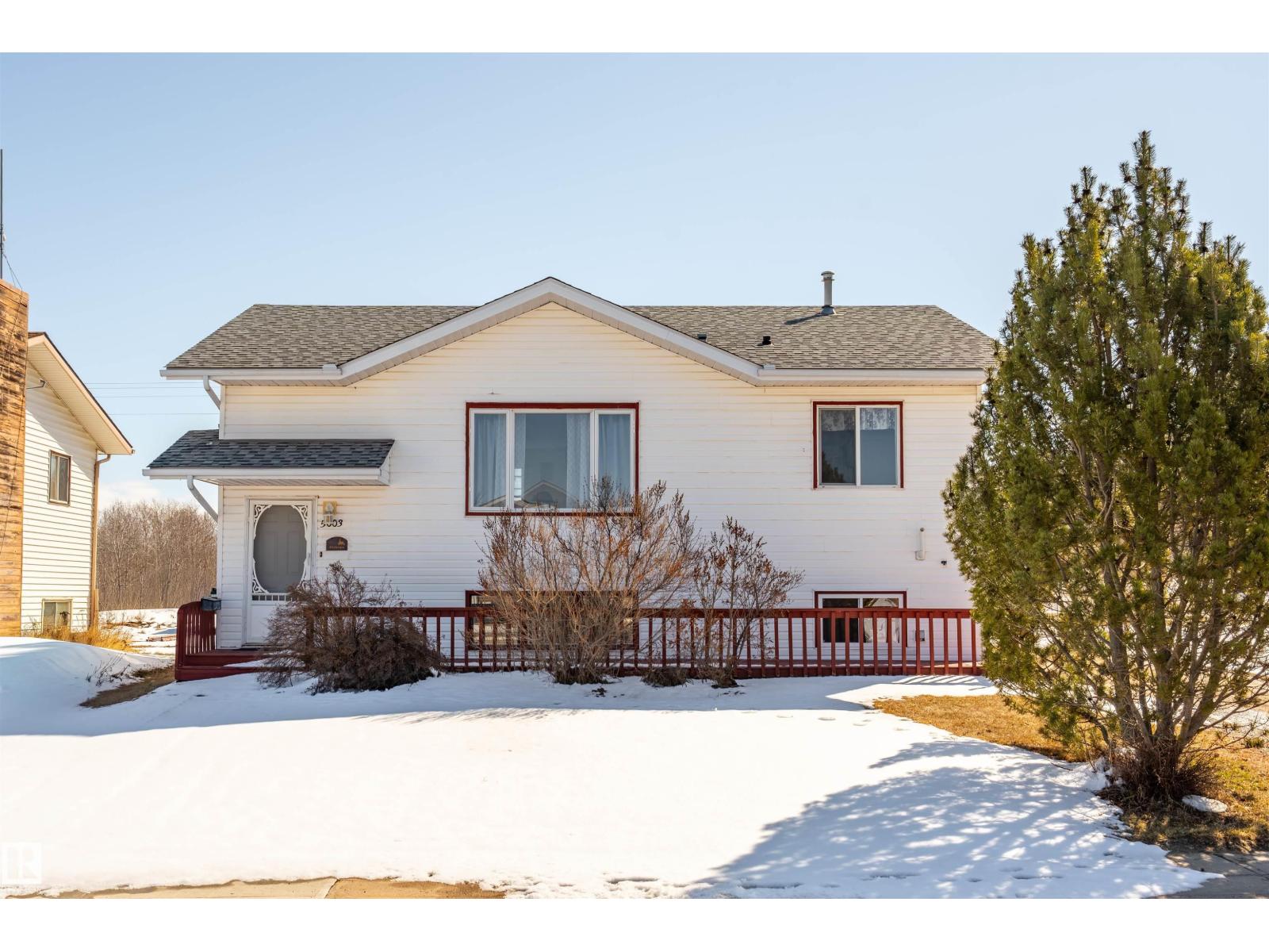 5003 38 Street, Cold Lake, AB, T9M2B2