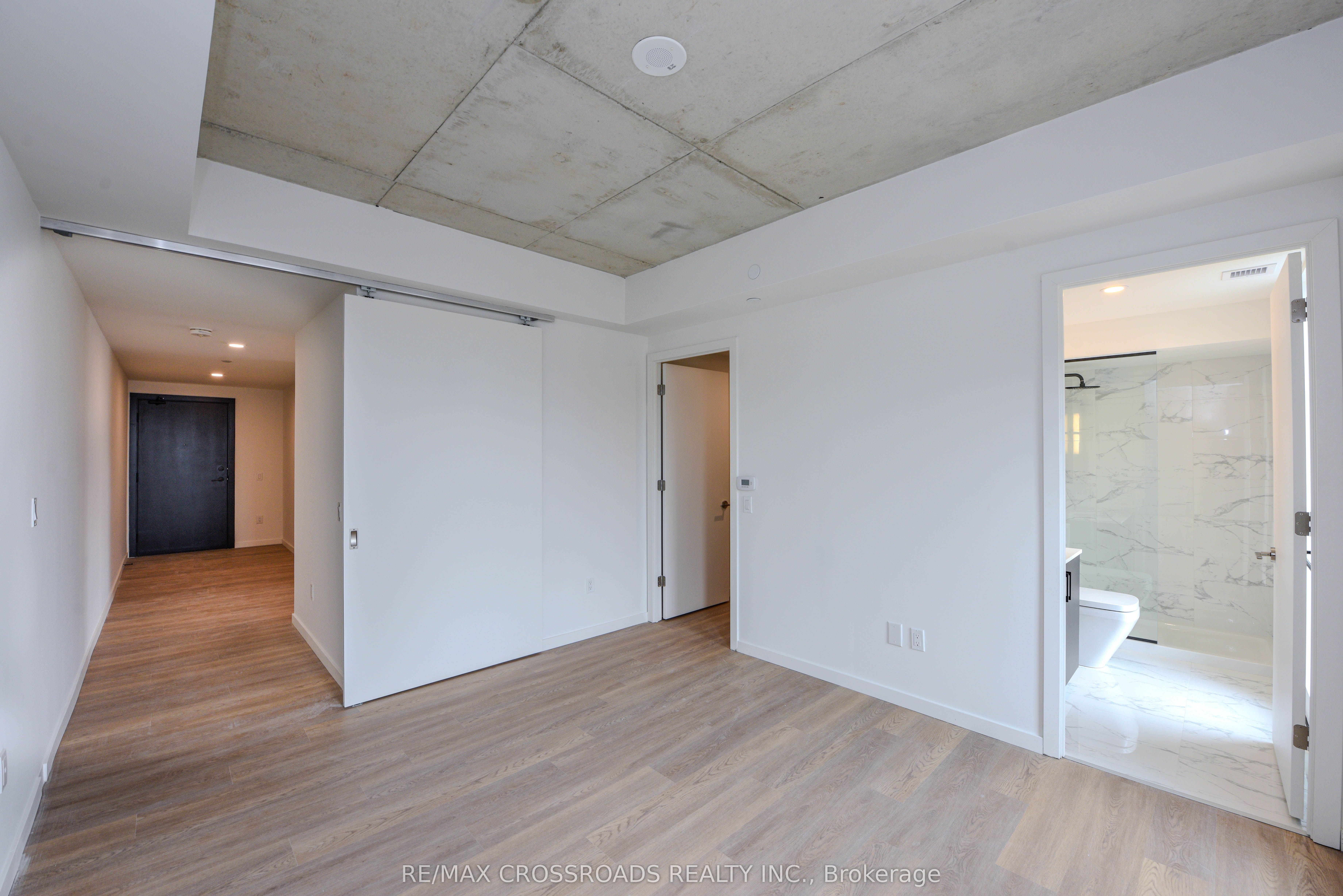 Additional image 4 of 520-689 The Queensway Drive, Toronto, ON, M8Y 1L1