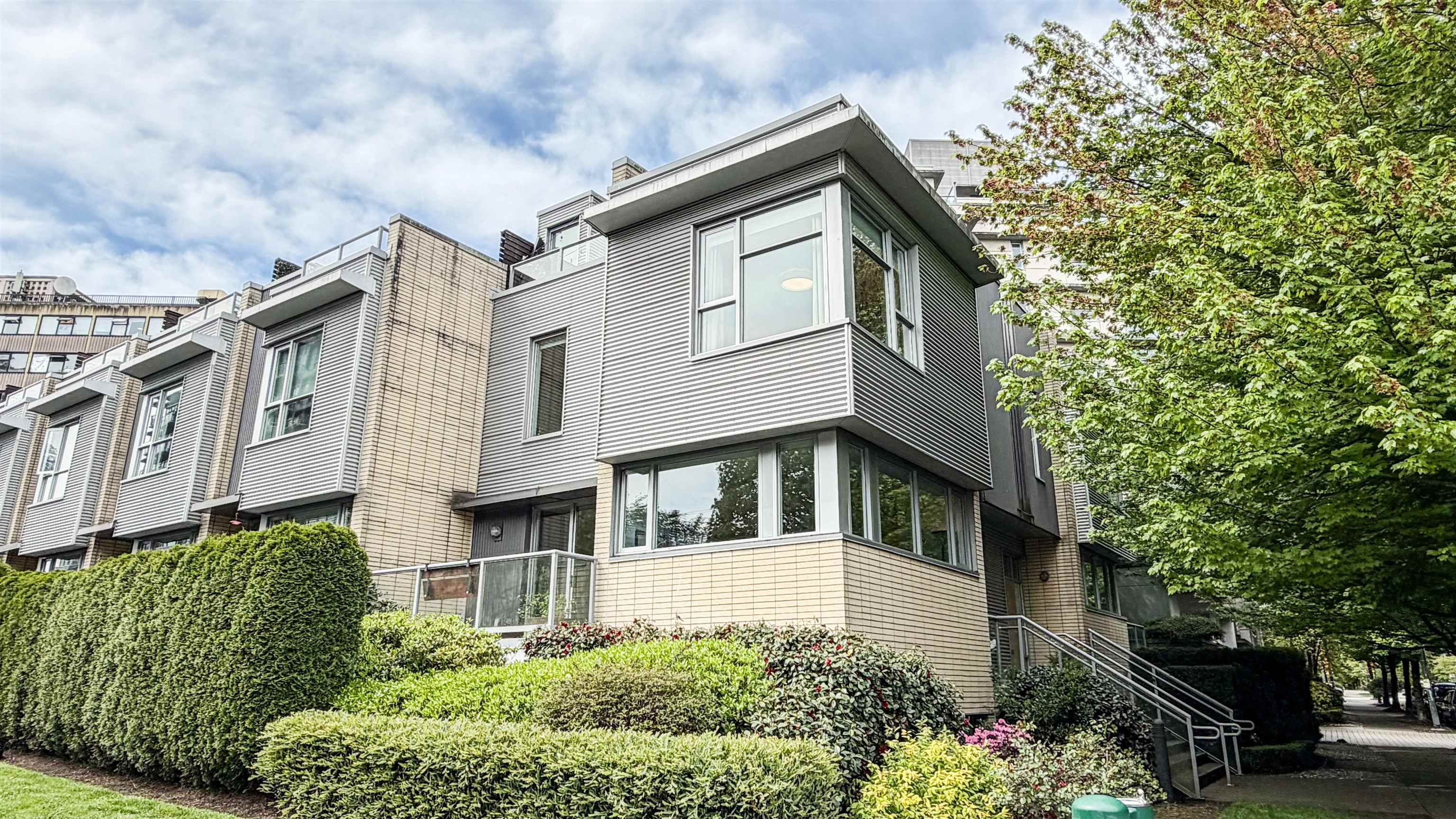 Additional image 3 of 390 11th Avenue E, Vancouver, BC, V5T 4V9