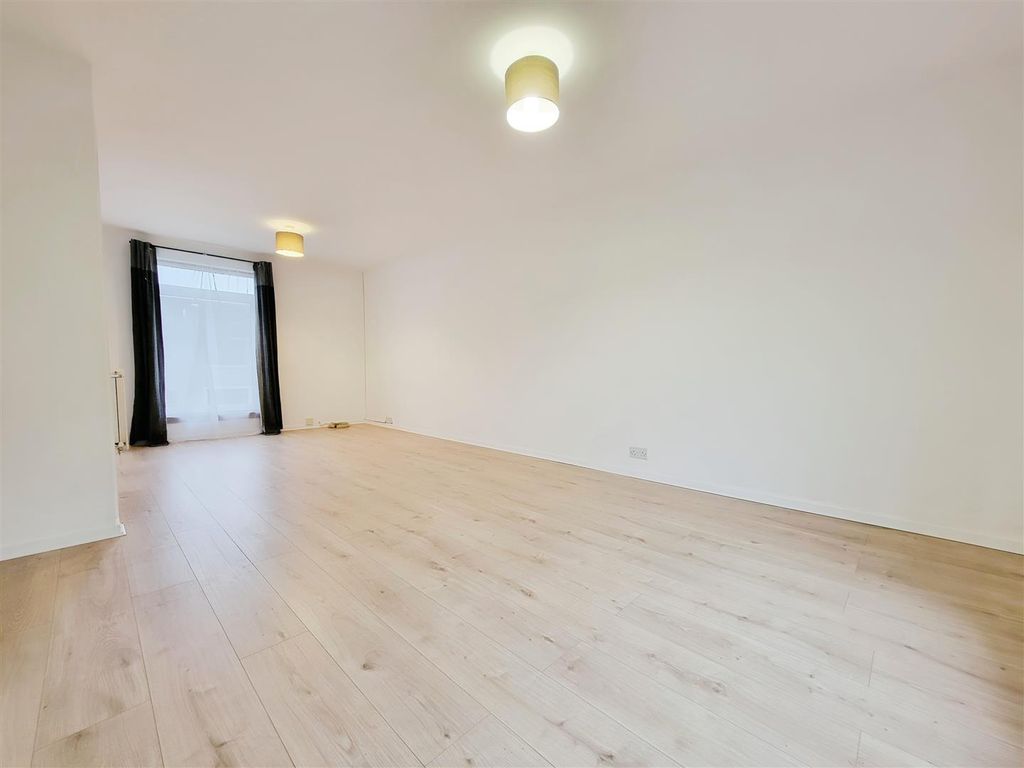 Additional image 3 of 2 bed end terrace house to rentIvanhoe Drive, Glenrothes KY6