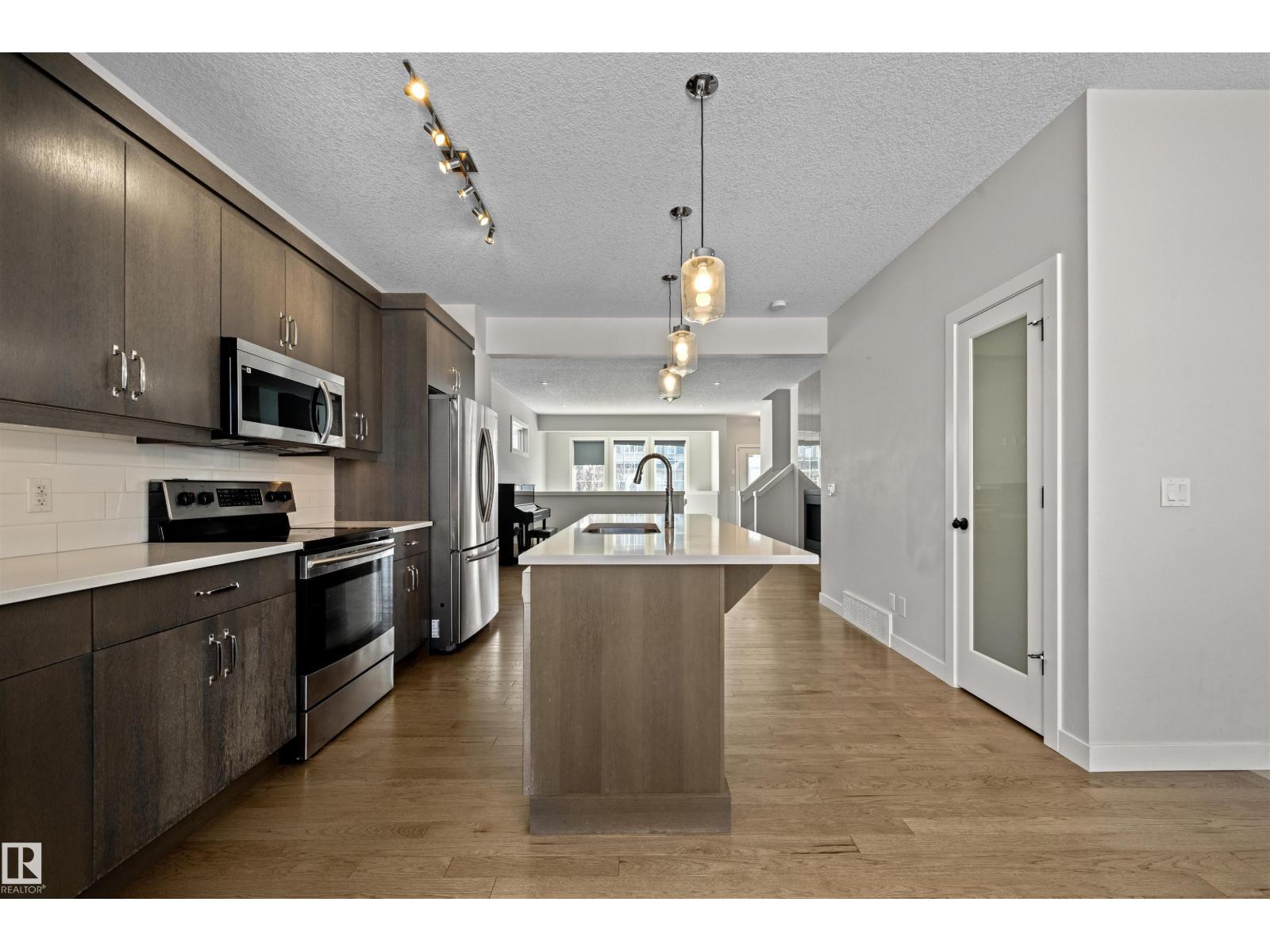 Additional image 3 of 6906 Cardinal Wynd SW, Edmonton, AB, T6W2Y4