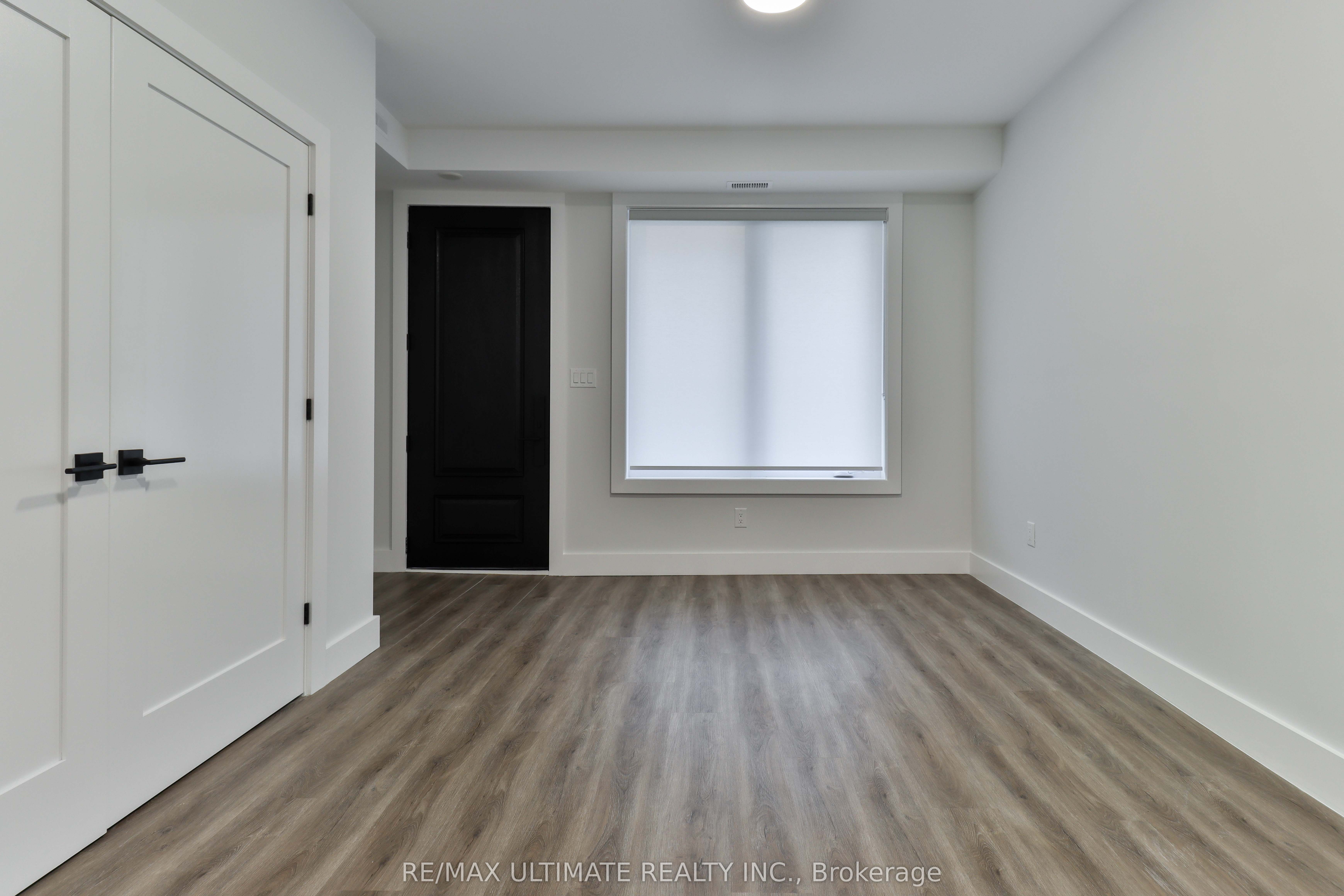 Additional image 6 of Main Floor-6 Chudleigh Road, Toronto, ON, M6E 1Y8