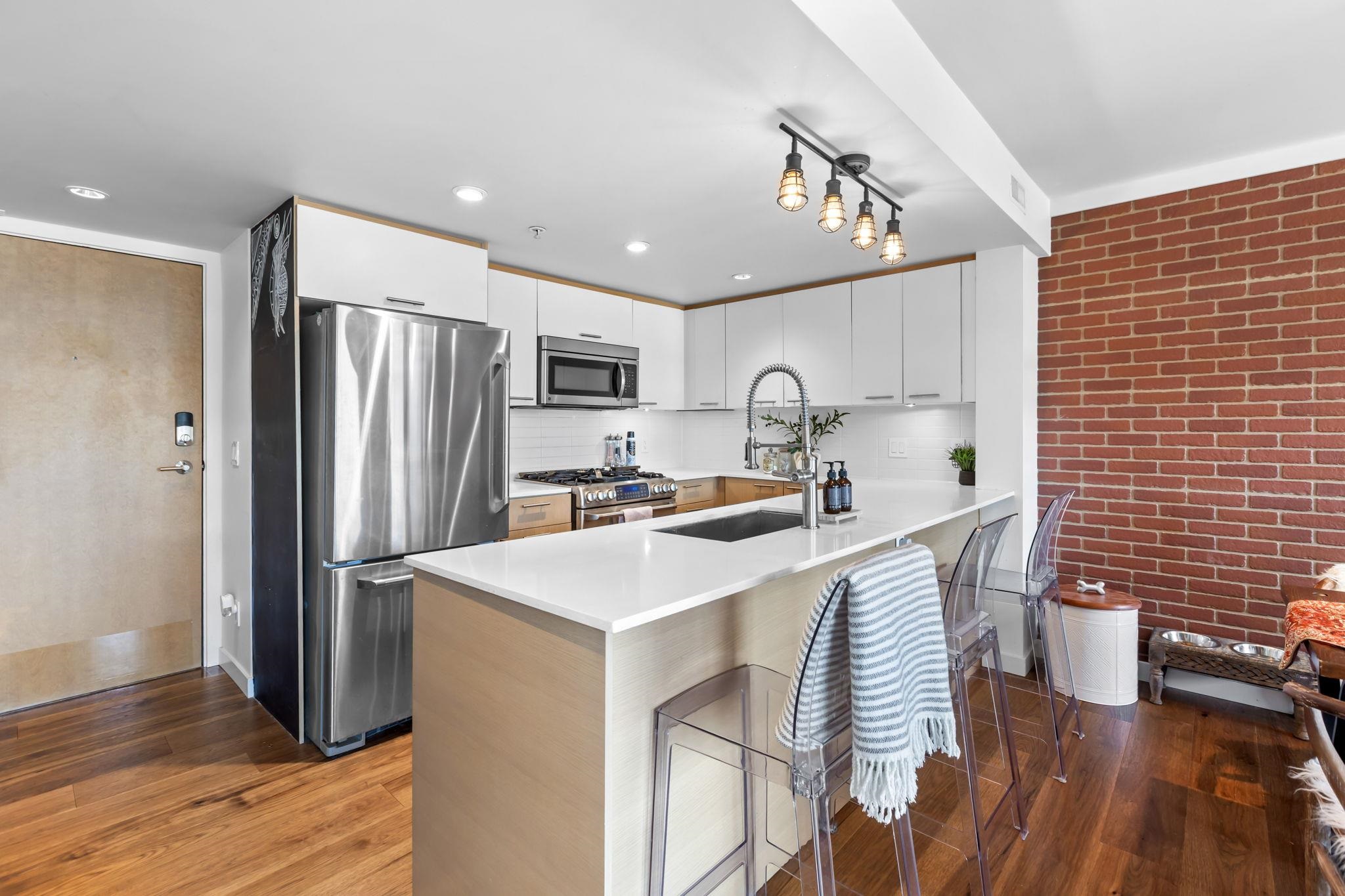 Additional image 4 of 516-95 Moody Street, Port Moody, BC, V3H 0H2