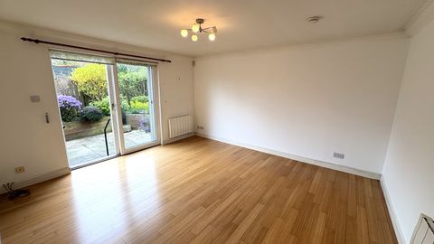 Kirk Brae, Cults, Aberdeen AB15