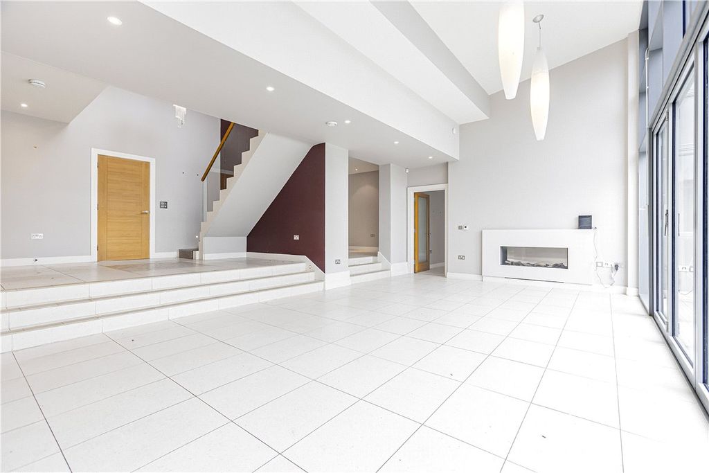 Additional image 7 of 6 bed detached house to rentWoodstock Road, Oxford, Oxfordshire OX2