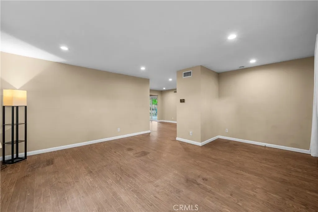 Additional image 4 of 23741 Archwood St, West Hills, CA 91307